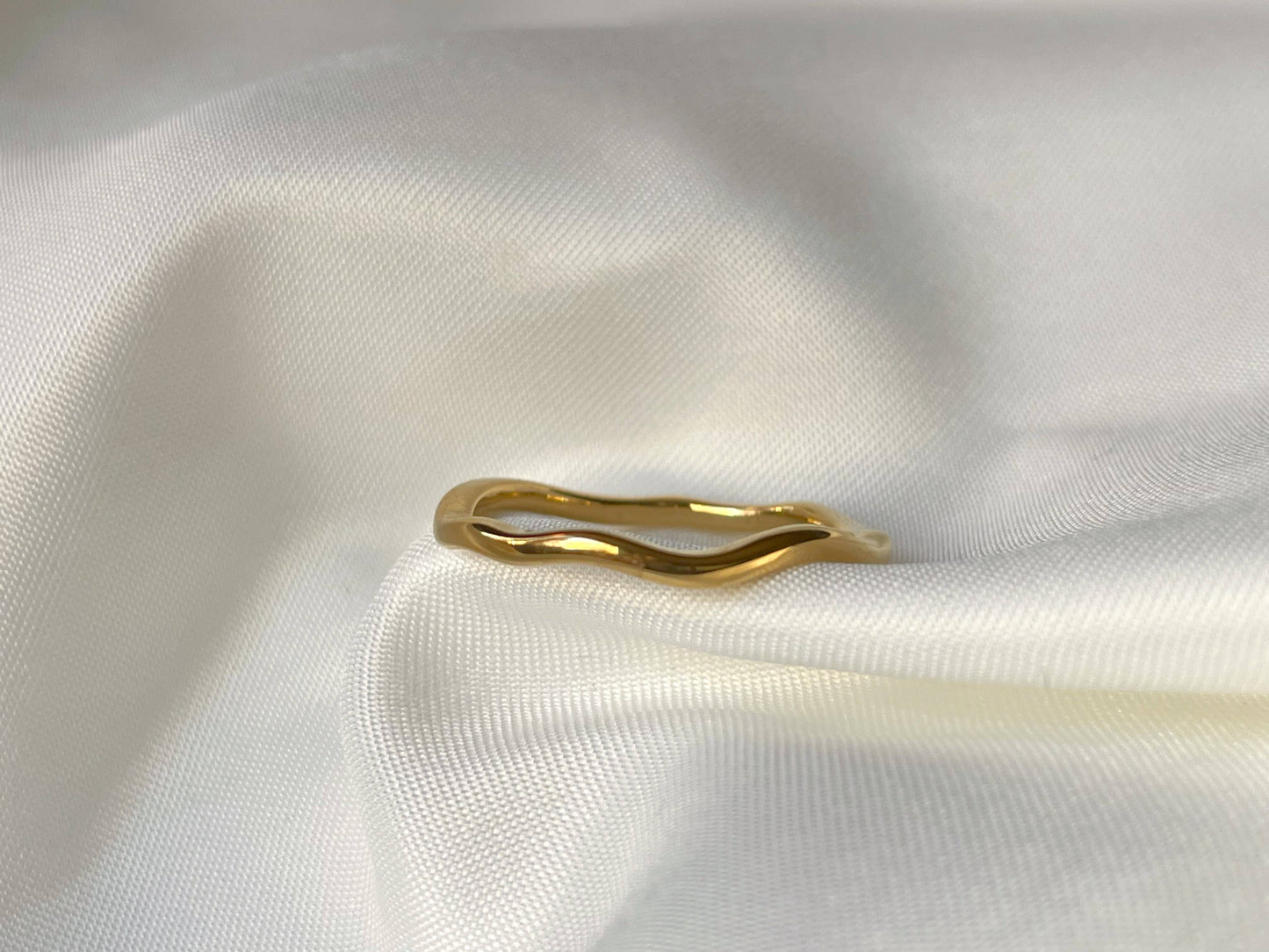 Tarnish-proof Gold Ring Set - 18k Gold Wave Rings
