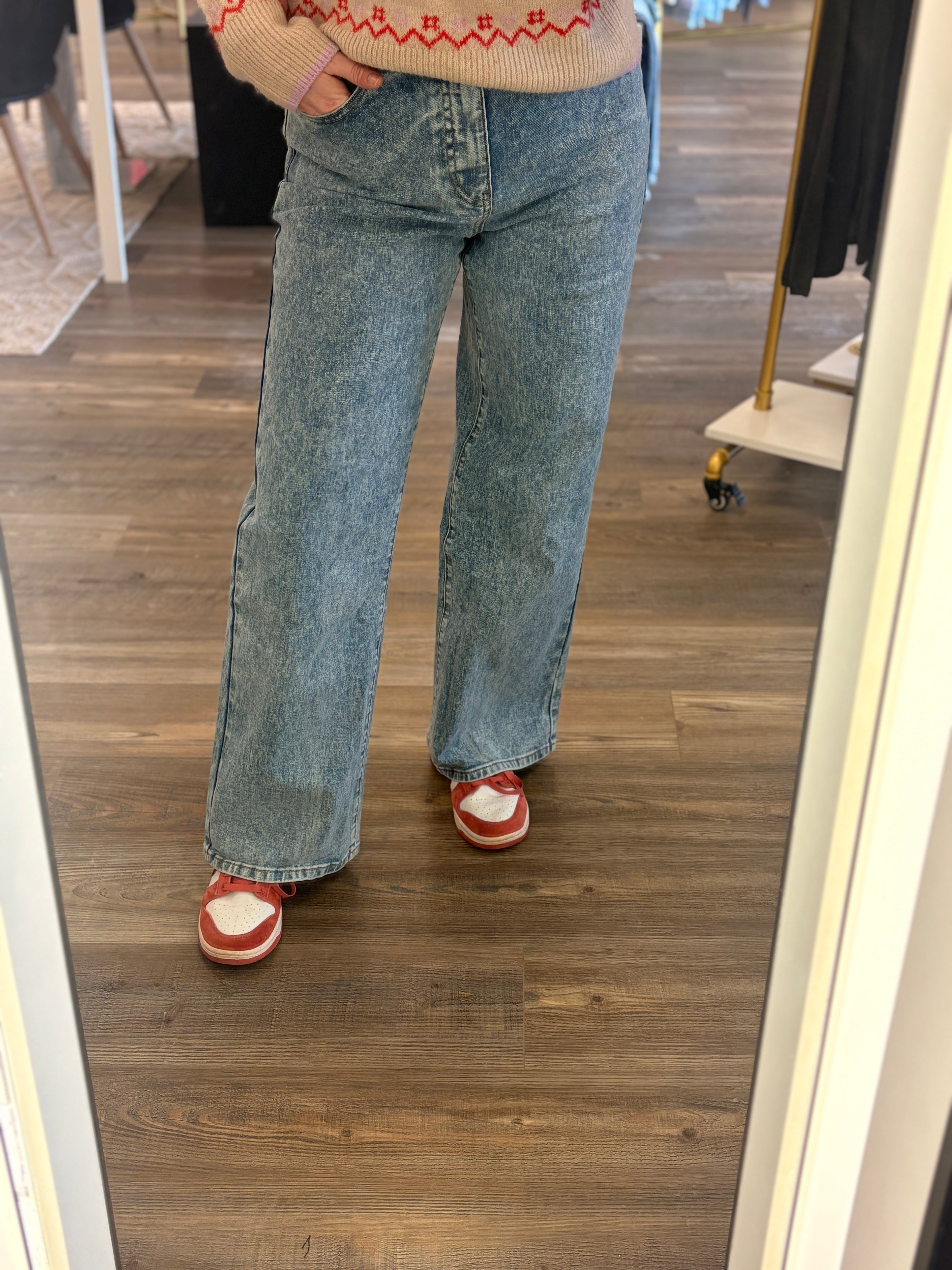 Moira Relaxed Wide Leg Maternity Jeans