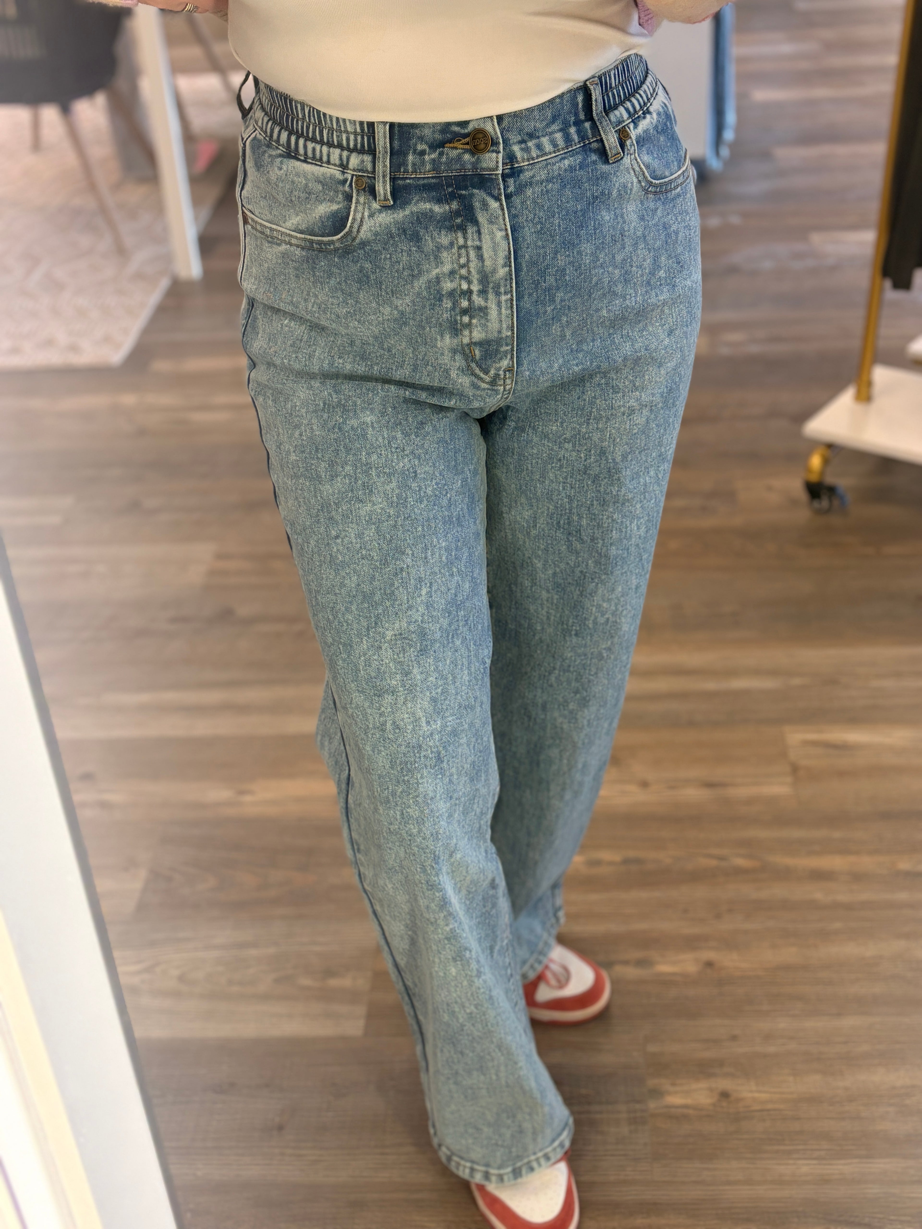 Moira Relaxed Wide Leg Maternity Jeans