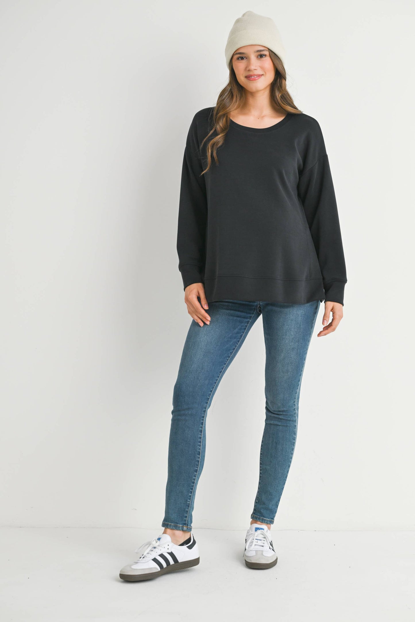 Carly maternity Crew Neck