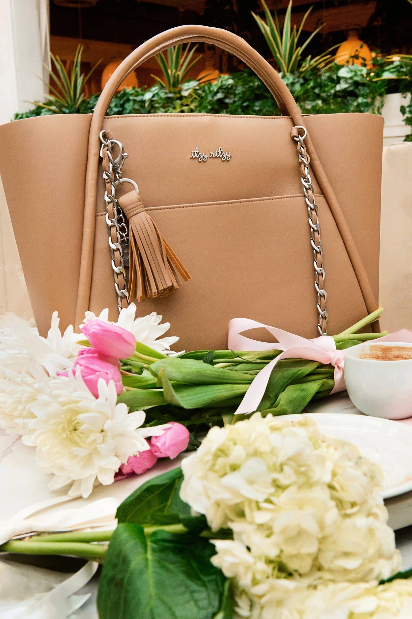 LUXE MAMA ** Chai Latte Boss Tote™